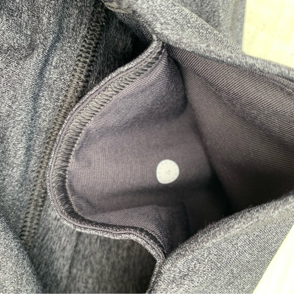 Lululemon Gray Leggings Size 4 - Picture 4 of 6